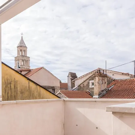 Stone Nepot - In Center - Rooftop Terrace Split
