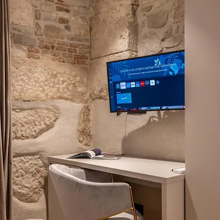 Villa Stone Nepot - In Center - Rooftop Terrace *