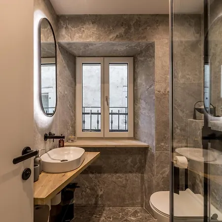 Stone Nepot - In Center - Rooftop Terrace