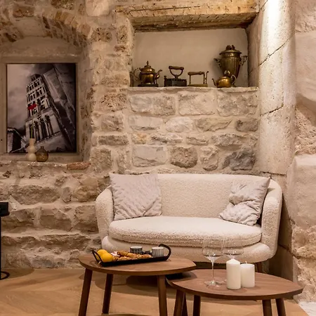 Stone Nepot - In Center - Rooftop Terrace Villa