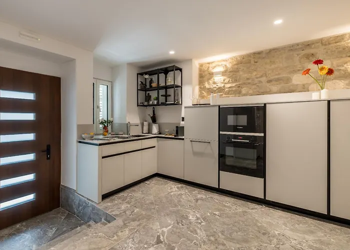 Stone Nepot - In Center - Rooftop Terrace ヴィラ スプリト